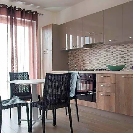 Santo Stefano Club מלון 4*