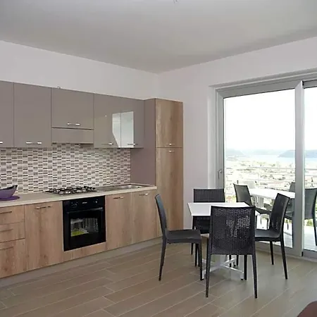 מלון Santo Stefano Club 4*